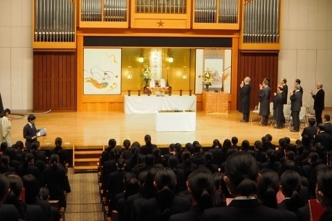 多くの武蔵野女子学院生徒・教職員が参加しました