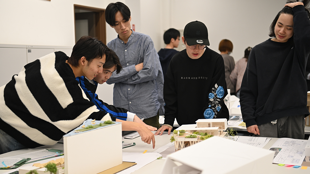 武蔵野大学工学部建築デザイン学科